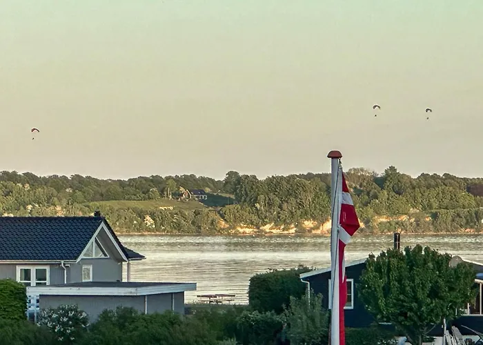 Semesterbostad Amazing In